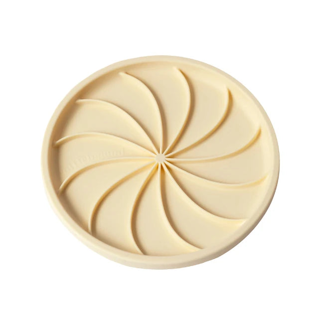 Wheelies Lick Mat &amp; Lid