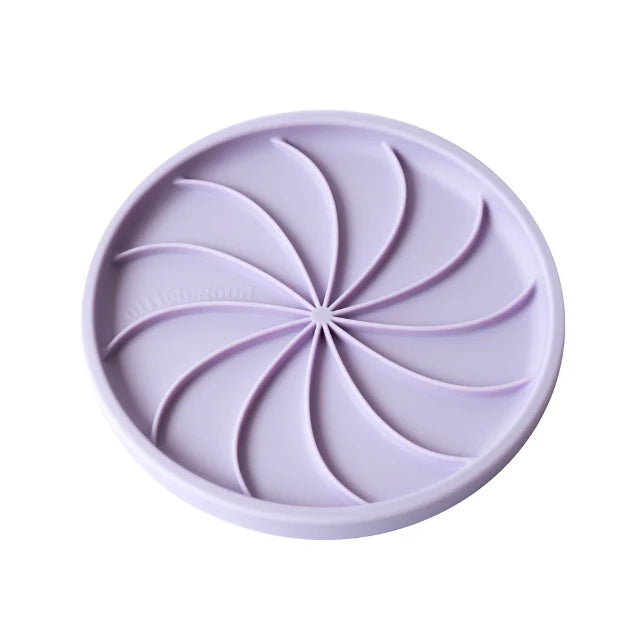 Wheelies Lick Mat &amp; Lid